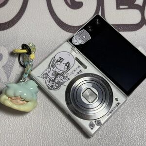 Samsung Silver Digital Camera with Charm